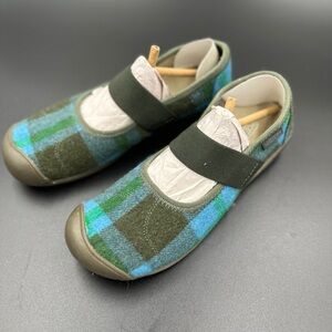 Keen SIENNA MJ PLAID, BLUE/CLIMBING IVY size 8 us 38.5 eu Good Condition